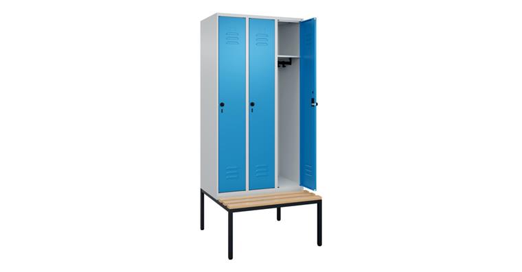 Spind Classic PLUS, Bank, 3 Abteile, 2120x900x815mm RAL 7035/5012